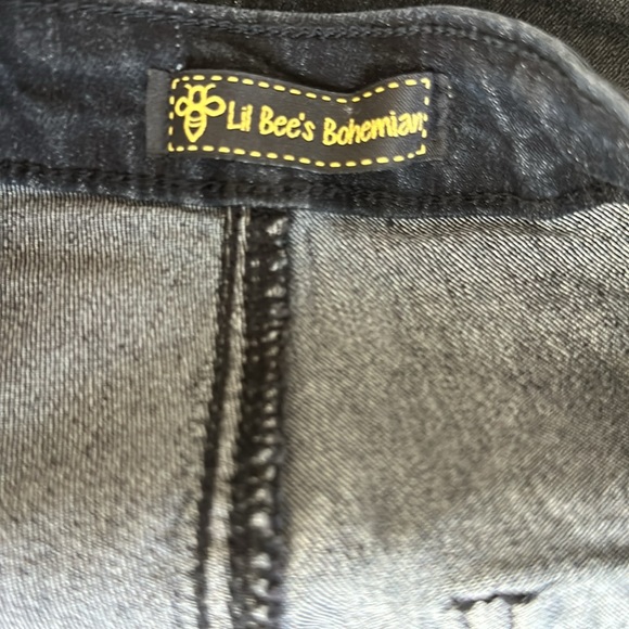 Keep on Truckin’ ~ Denim Frayed Bell Bottom Jeans ~ Black Denim (S) - Picture 5 of 5